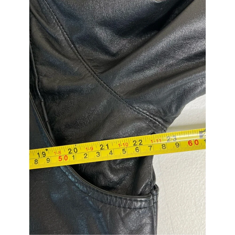 Vintage 80s Chess King Black Leather Biker Jacket Cafe Racer Moto Bomber 40 READ